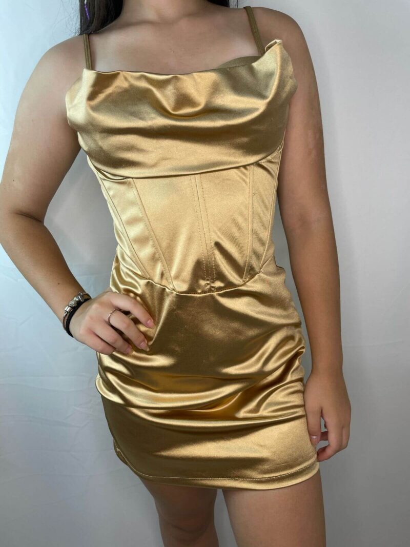 Vestido dourado